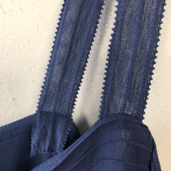 Tory Burch 100% Silk Pintuck Blue Tank Top Blouse Shell Cami Size 6 - Picture 10 of 12